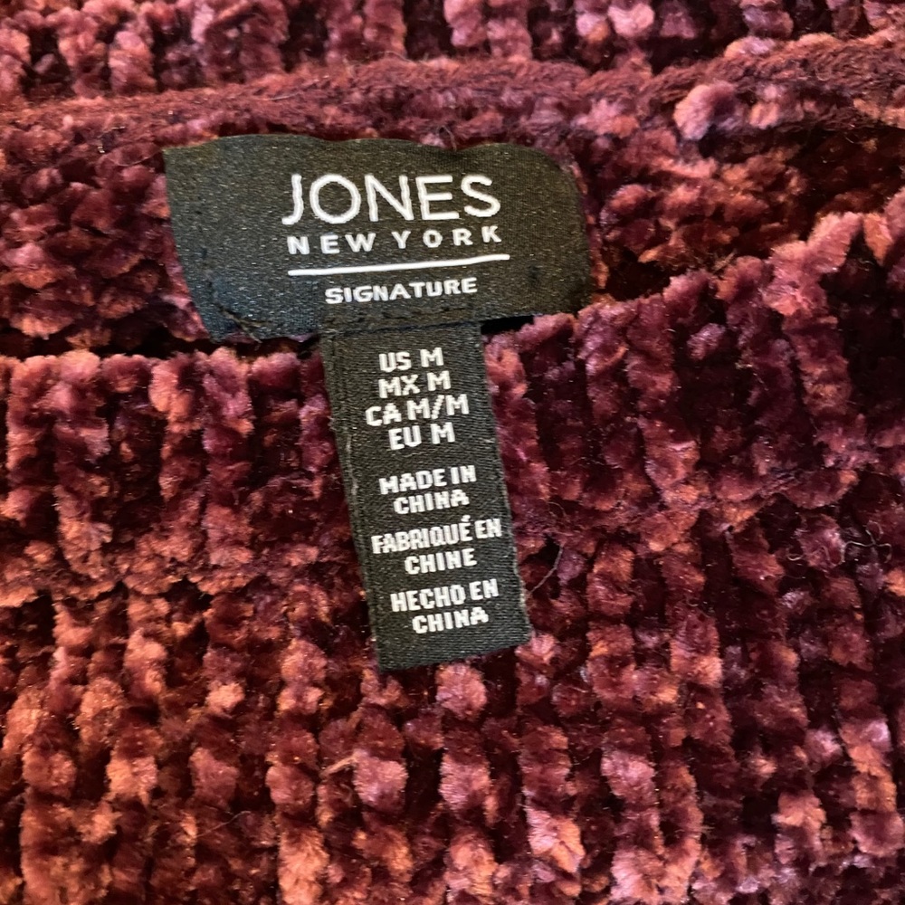 Sweater - Picture 3 of 3